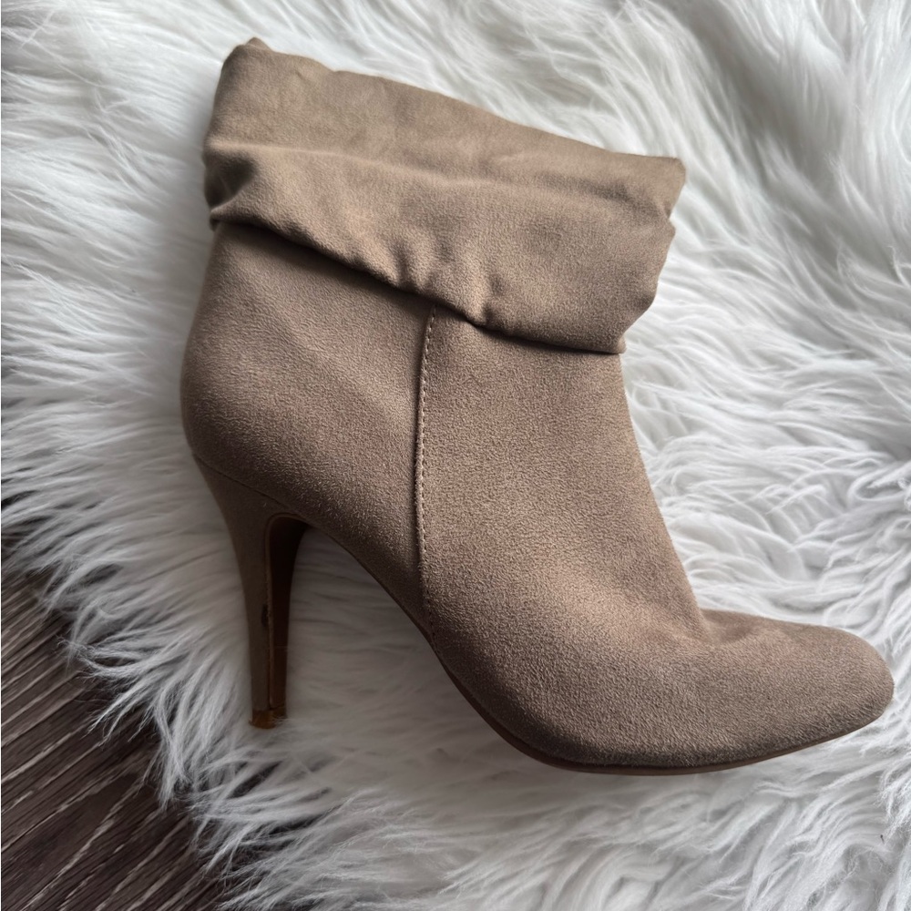 Olsenboye Chic Brown Ankle Booties